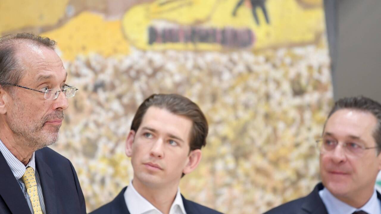 Kanzler Sebastian Kurz mit Vizekanzler Heinz-Christian Strache und Bildungsminister Heinz Faßmann bei der Pressekonferenz.  Kanzler Sebastian Kurz mit Vizekanzler Heinz-Christian Strache und Bildungsminister Heinz Faßmann bei der Pressekonferenz.