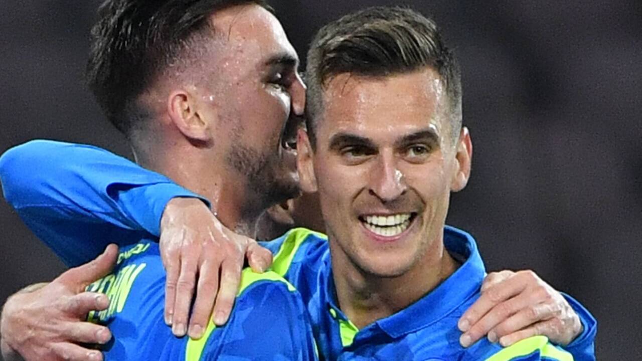 Die Torschützen Ruiz und Milik.   Die Torschützen Ruiz und Milik.