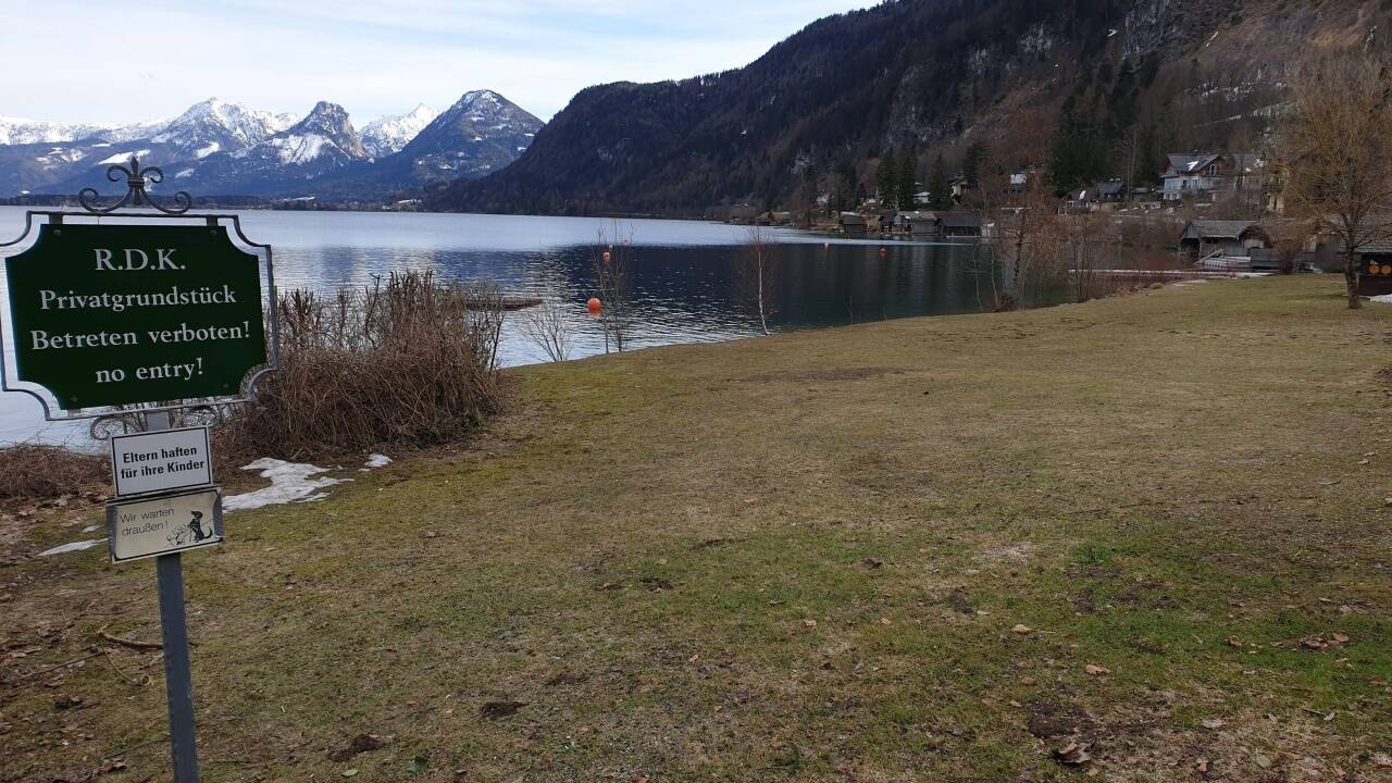 Teile des Badegrundes werden vermietet. Teile des Badegrundes werden vermietet.