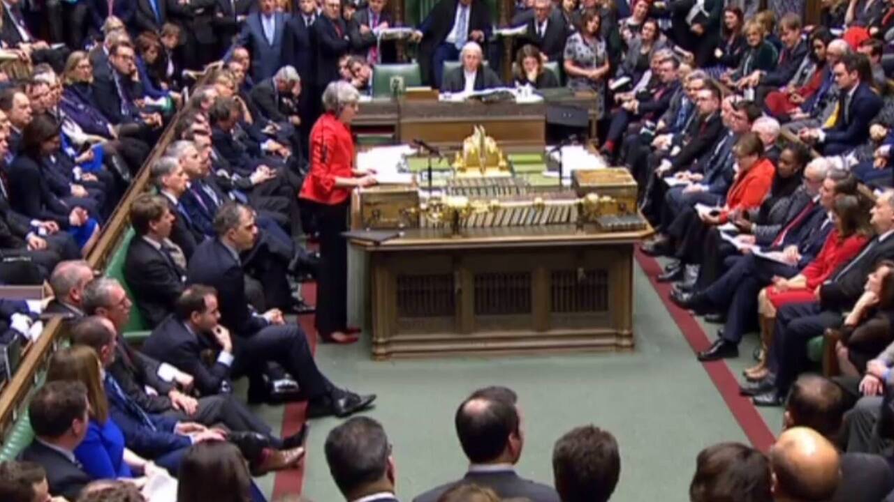 Mays neues Abkommen fand nur 242 Befürworter bei 391 Gegnern. 