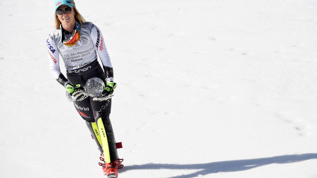 Mikaela Shiffrin hat ihre beeindruckende Slalomsaison mit einem Sieg beendet.  Mikaela Shiffrin hat ihre beeindruckende Slalomsaison mit einem Sieg beendet.