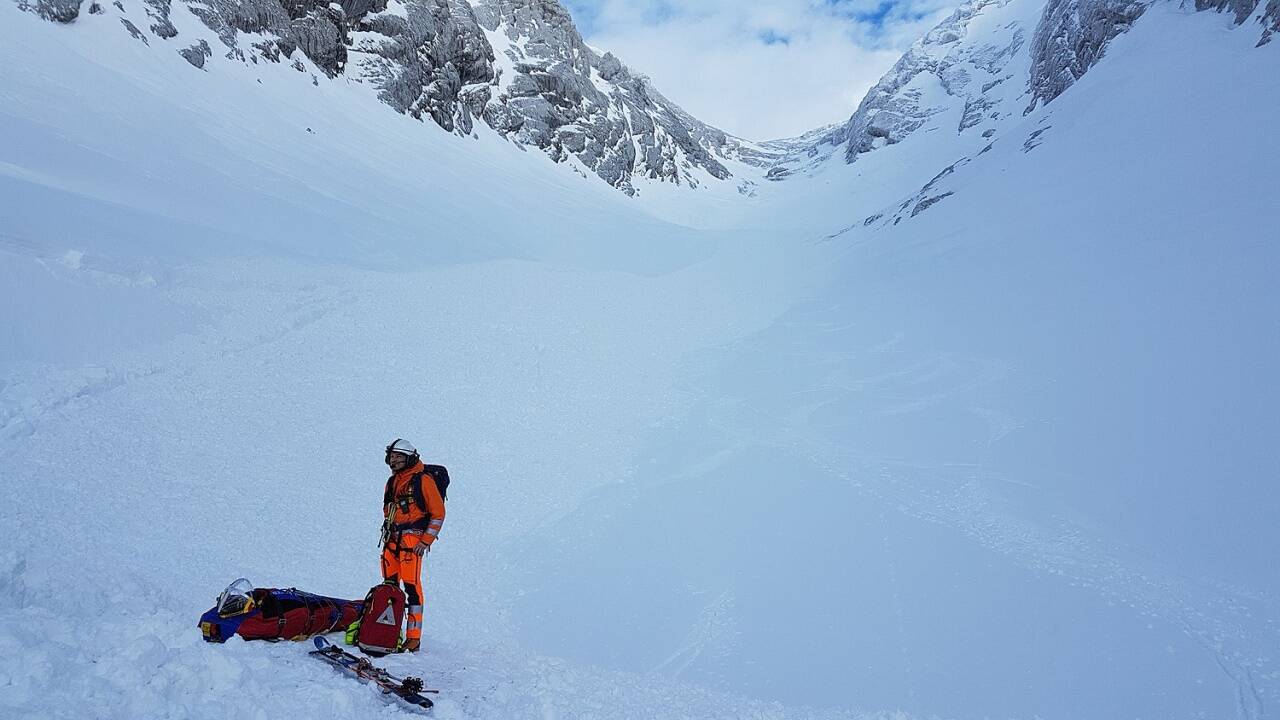 Die bayerische Bergwacht im Einsatz. Die bayerische Bergwacht im Einsatz.