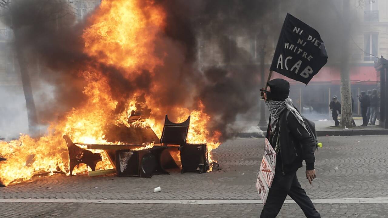 Proteste wurden teilweise auch gewaltsam geführt 