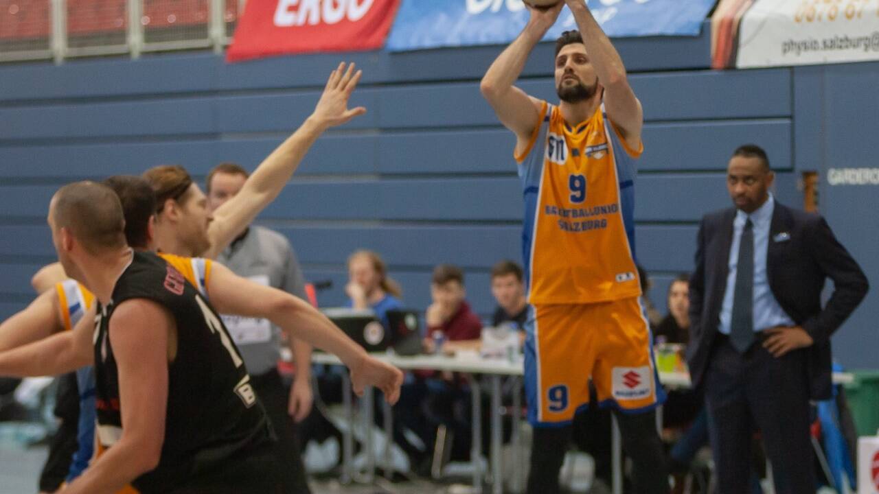 Für Dimitris Mouratoglou war die Partie schnell zu Ende.  Für Dimitris Mouratoglou war die Partie schnell zu Ende.