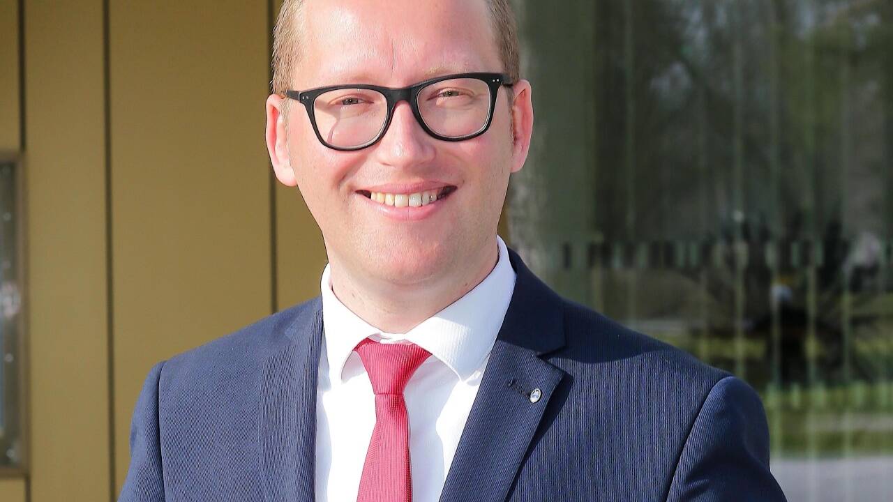 Georg Djunjda.  