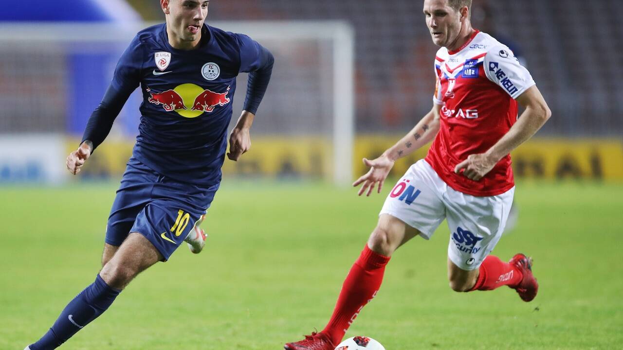 Manuel Krainz (r.) ist beim Salzburg-Ligisten SAK ein heißes Thema.  