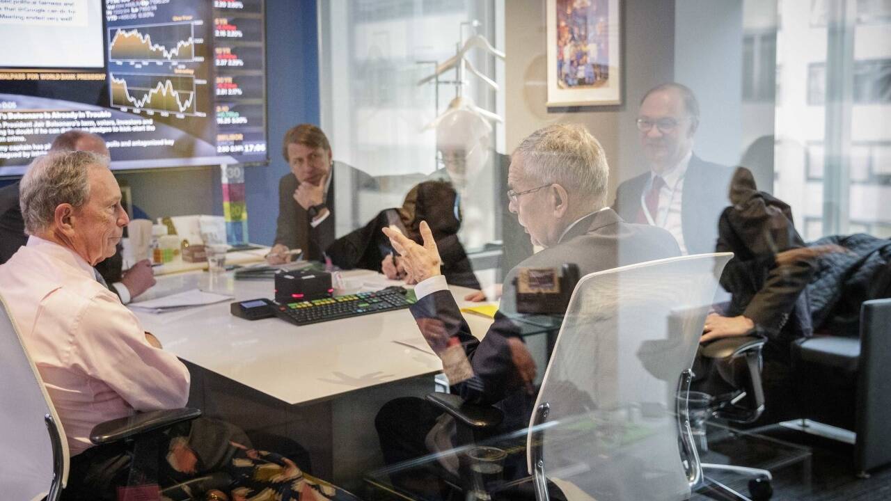 Der ehemalige New Yorker Bürgermeister Michael Bloomberg und Bundespräsident Alexander Van der Bellen am Mittwoch, 27. März 2019, anl. eines Treffens im Vorfeld des UNO-Klimaschutz-Treffens in New York.  Der ehemalige New Yorker Bürgermeister Michael Bloomberg und Bundespräsident Alexander Van der Bellen am Mittwoch, 27. März 2019, anl. eines Treffens im Vorfeld des UNO-Klimaschutz-Treffens in New York.