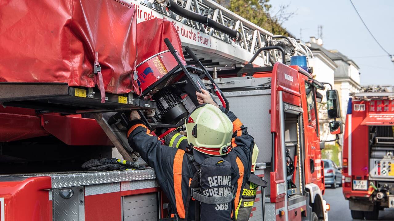 Die Feuerwehr belüftete das Haus. 