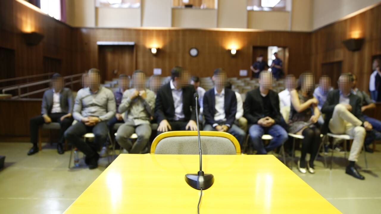 Trotz Freispruchs vor Gericht ermittelten die Behörden weiter gegen die Identitären.  