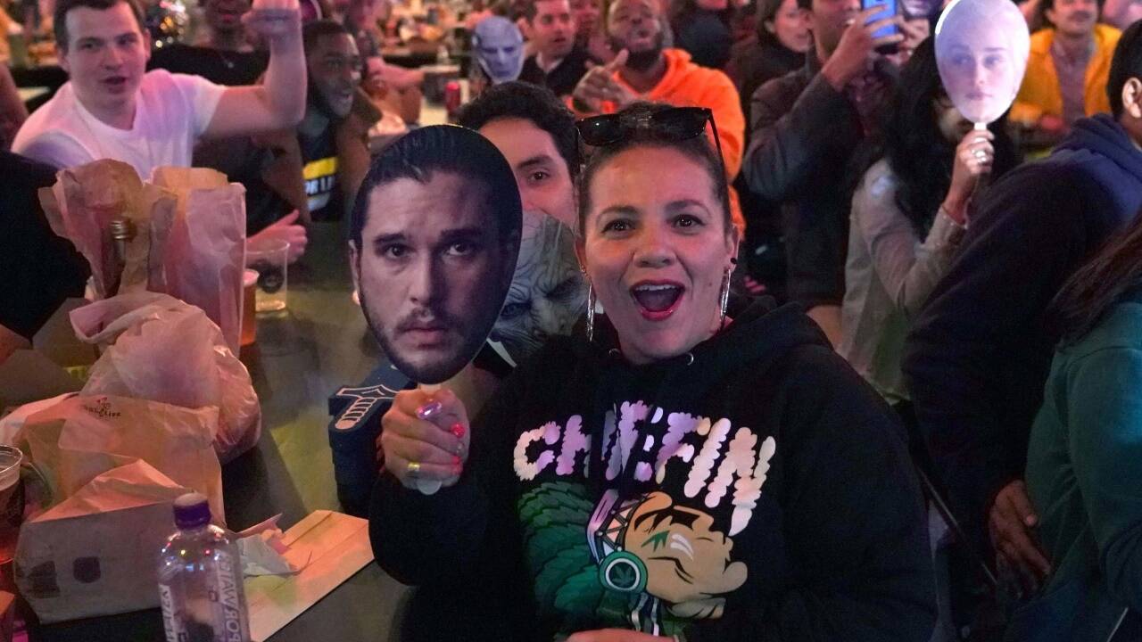 „Game of Thrones“ worldwide: Premierenparty in der Understudy Bar in Brooklyn (New York). 