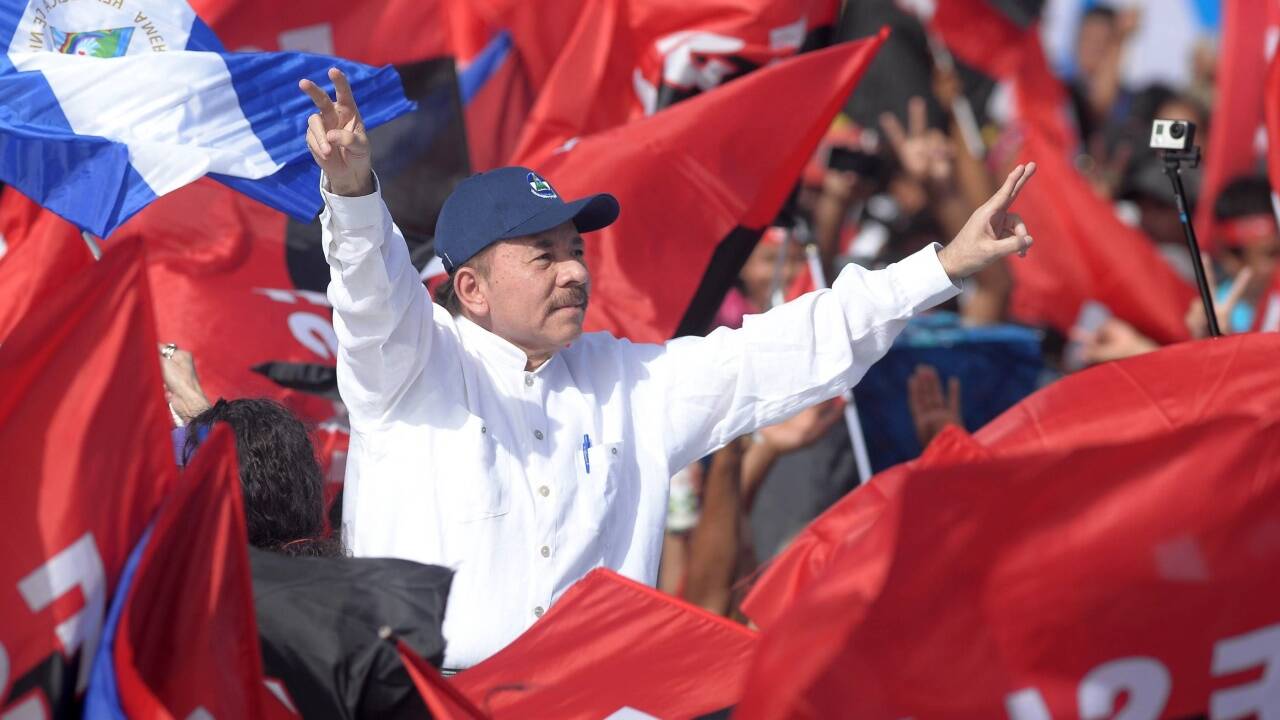Nicaraguas Präsident Daniel Ortega herrscht autoritär und trotzt seit einem Jahr massiven Protesten von Bürgern. Nicaraguas Präsident Daniel Ortega herrscht autoritär und trotzt seit einem Jahr massiven Protesten von Bürgern.