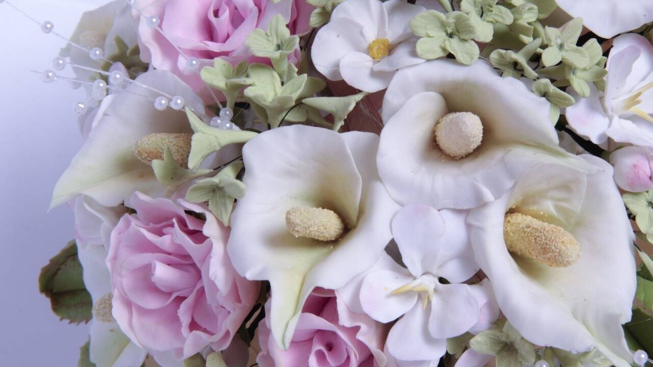 Wichtiges Detail einer Hochzeit: der Brautstrauss. 