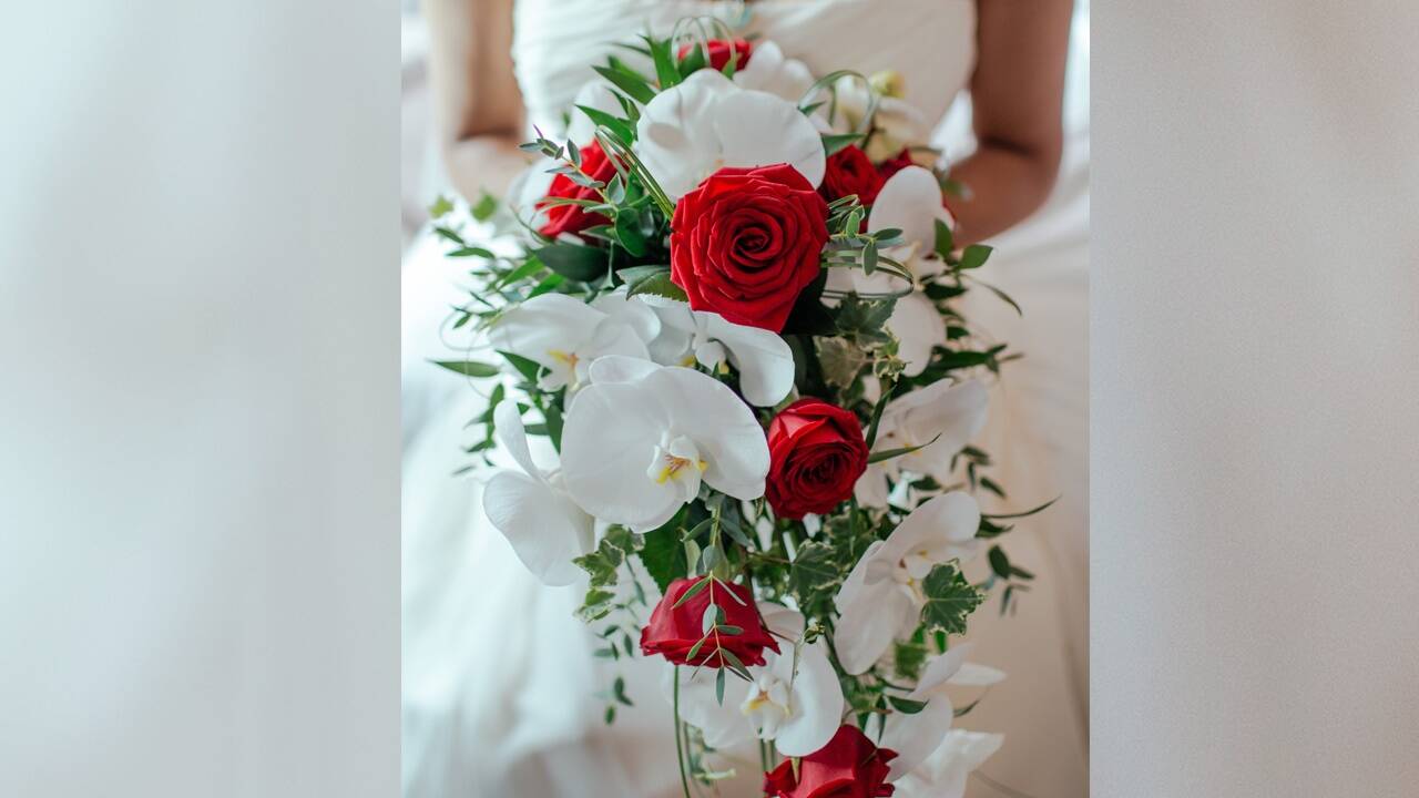 Wichtiges Detail einer Hochzeit: der Brautstrauss. 
