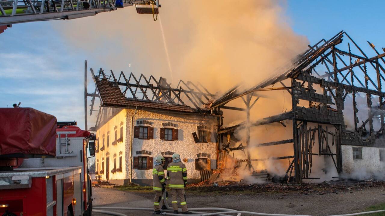 Brand auf dem Gehöft des Kollerbauern in Seeham. 