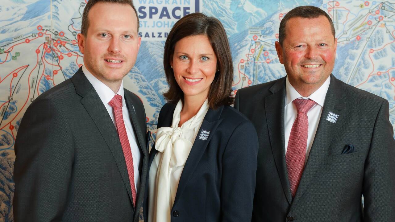 Die Vorstände der Snow Space Salzburg Bergbahnen ziehen eine positive Bilanz der Wintersaison 2018/19. Im Bild von links: Arthur Moser, Christina König und Wolfgang Hettegger. <br> 