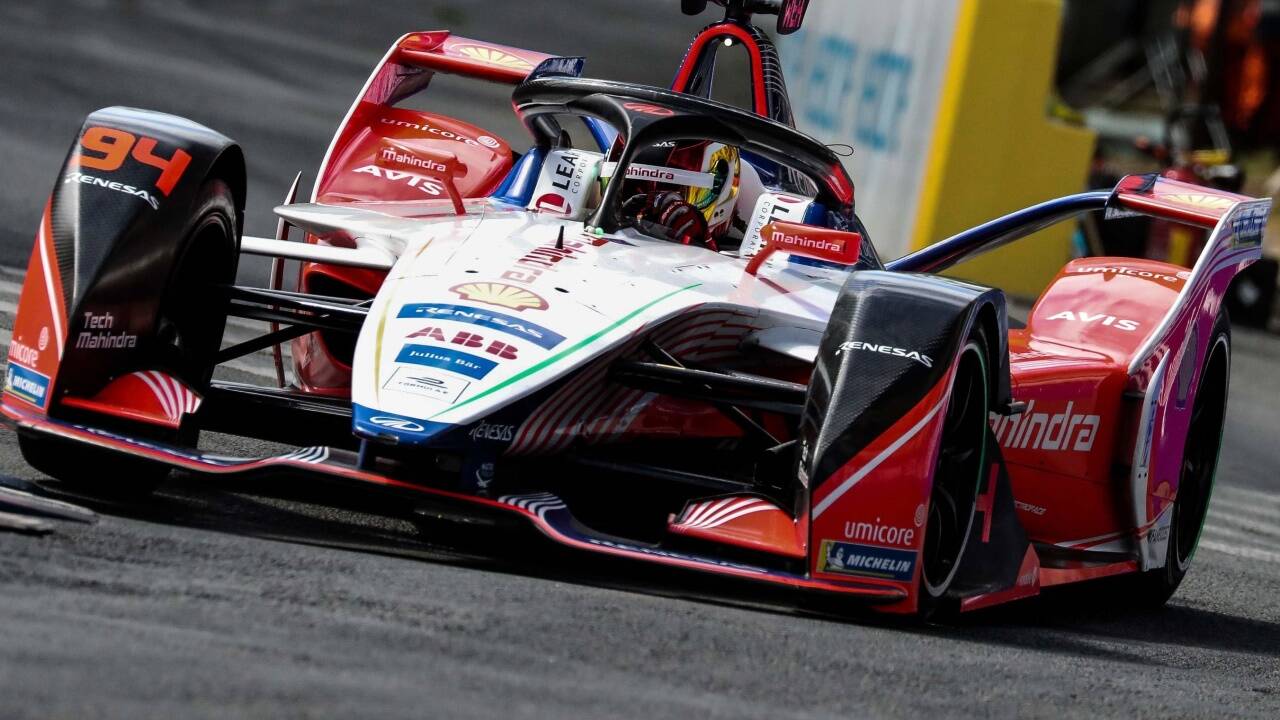 Pascal Wehrlein (Mahindra): Bestzeit in der „Superpole“, aber Strafe wegen zu wenig Luftdrucks in den Reifen und vom letzten auf den zehnten Platz gefahren. 