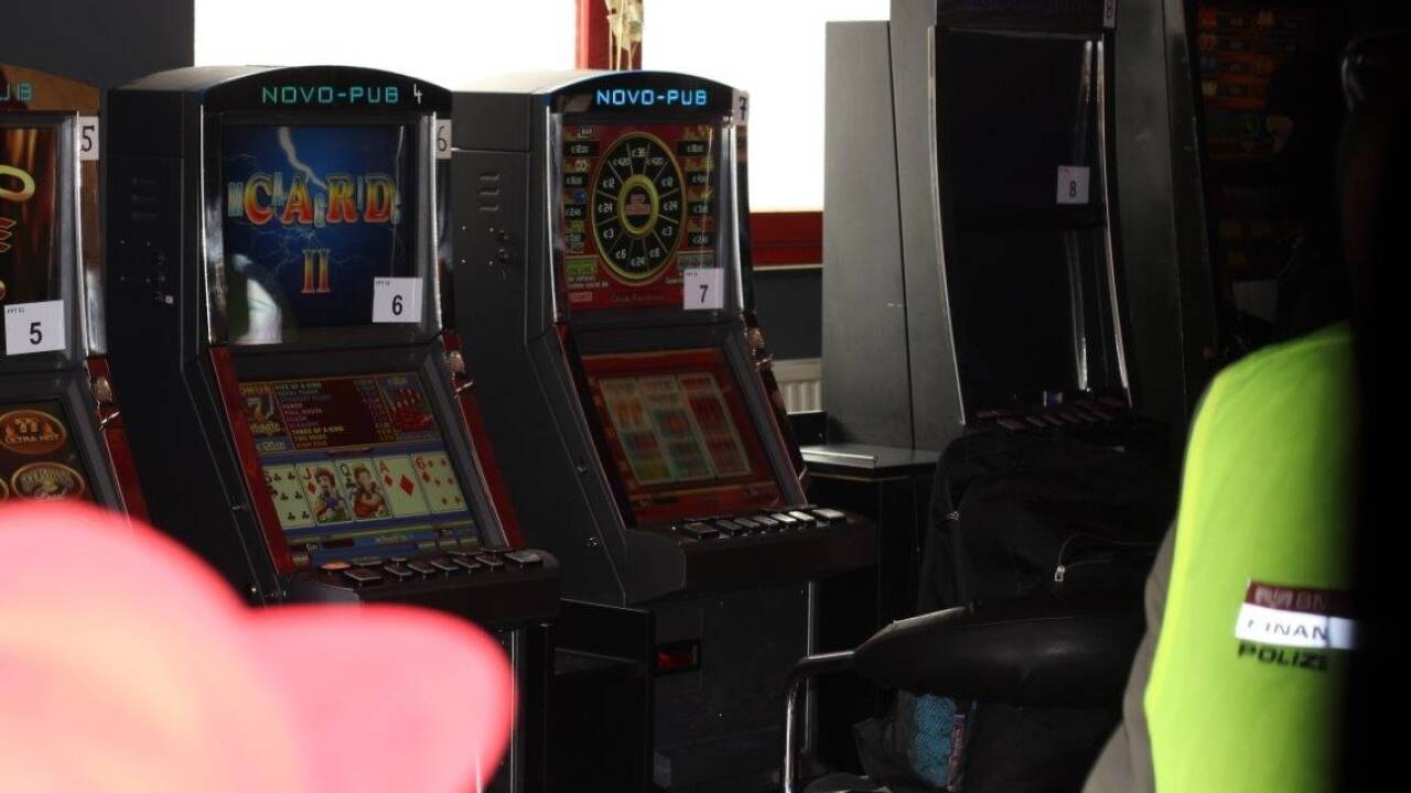 Insgesamt zwölf Automaten wurden beschlagnahmt. 