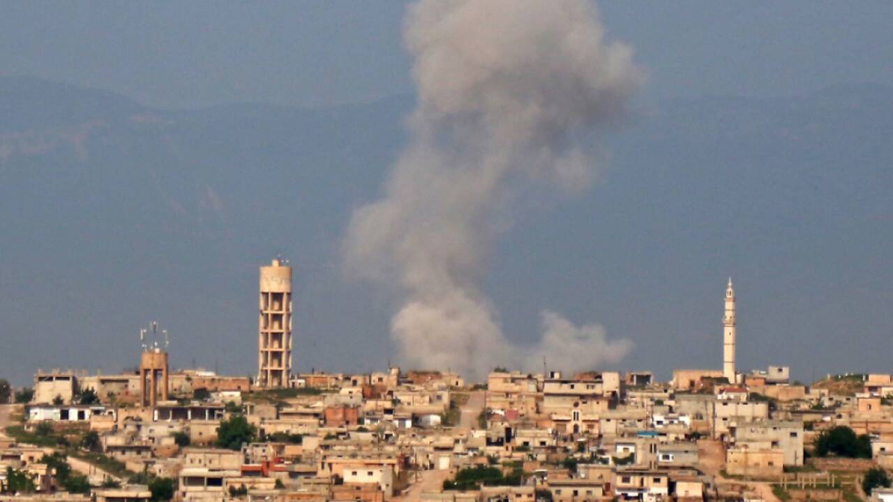 Zahlreiche Luftangriffe in der Provinz Idlib 