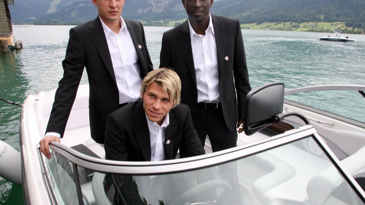 Wir sitzen alle im selben Boot: Sasa Ilic (l.) mit Ibrahim Sekagya und Christoph Leitgeb.  