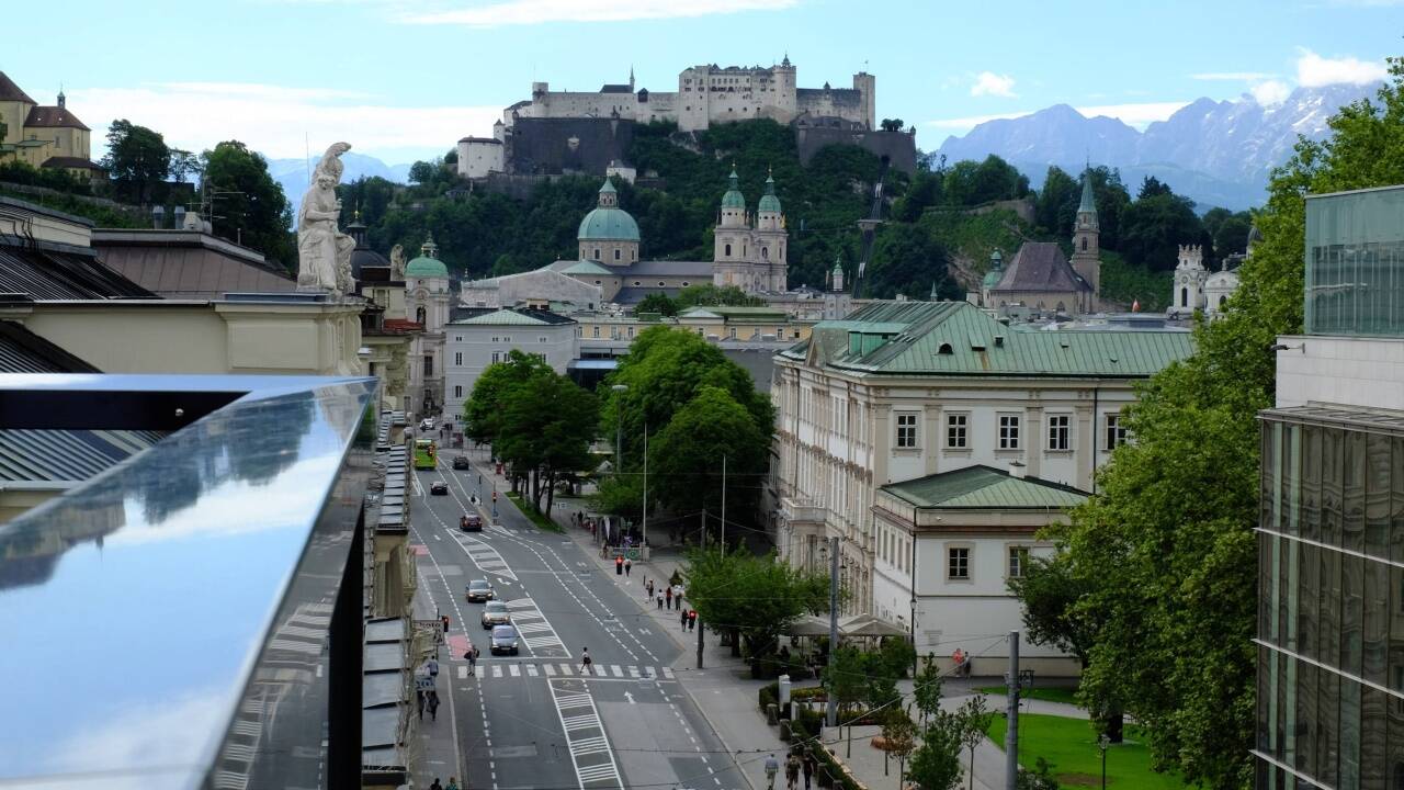 Salzburg ist ein teures Pflaster. Auf dem freien Wohnungsmarkt bezahlt man mittlerweile im Schnitt 6400 Euro für einen Quadratmeter im Neubau. Salzburg ist ein teures Pflaster. Auf dem freien Wohnungsmarkt bezahlt man mittlerweile im Schnitt 6400 Euro für einen Quadratmeter im Neubau.