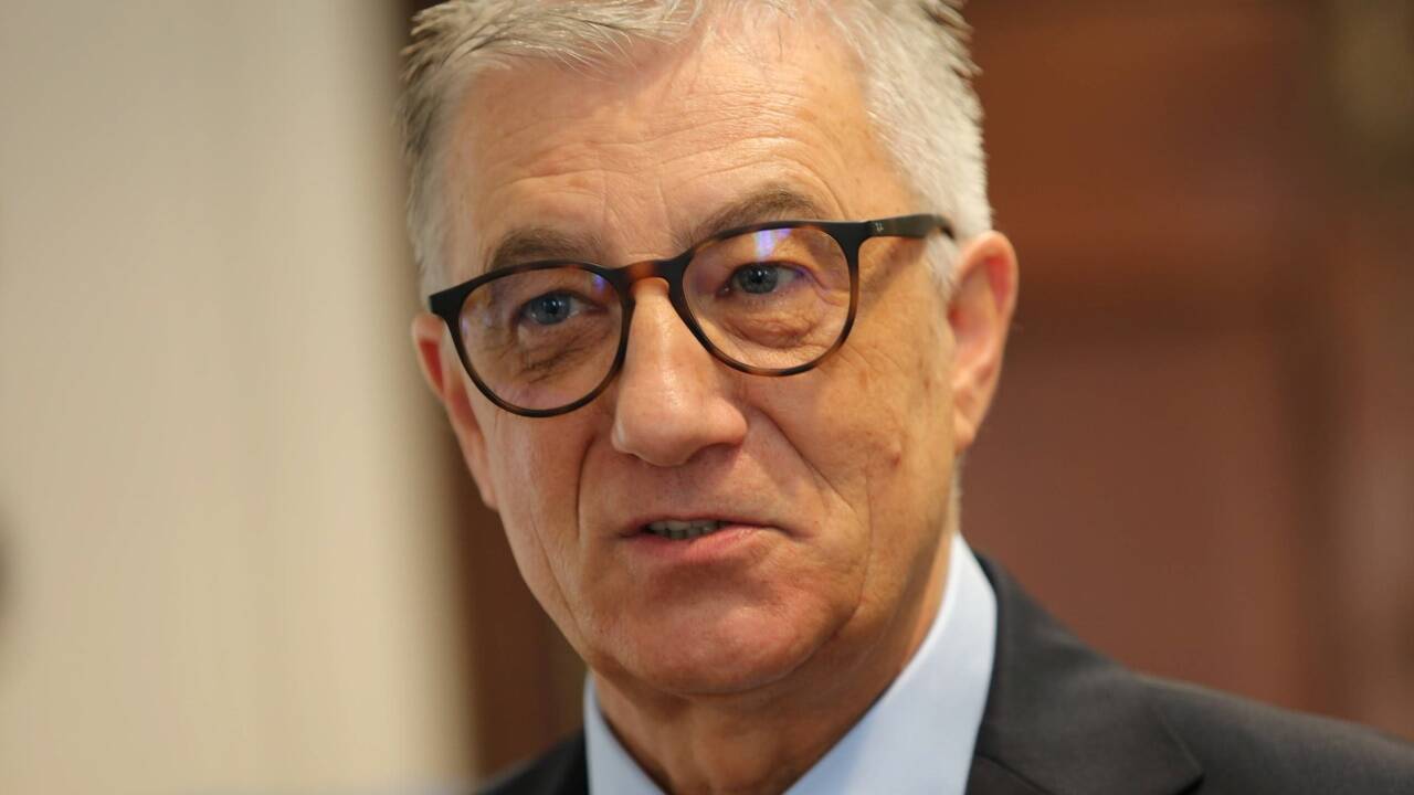 SPÖ-Chef Walter Steidl: „Wer offen zugibt, die Medien manipulieren zu wollen und öffentliche Aufträge im Gegenzug für Spenden in Aussicht stellt, gehört nicht auf die Regierungs-, sondern auf die Anklagebank.“ 