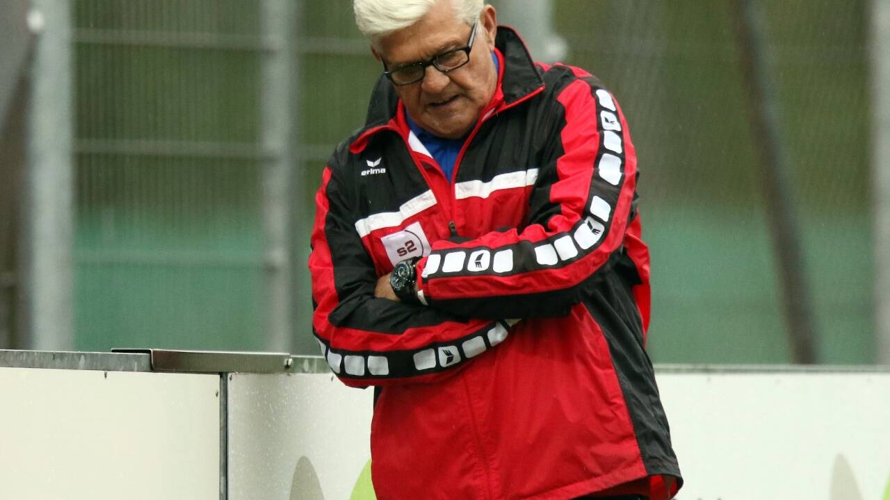 Werner Lorants Rettungsmission droht zu scheitern.  Werner Lorants Rettungsmission droht zu scheitern.