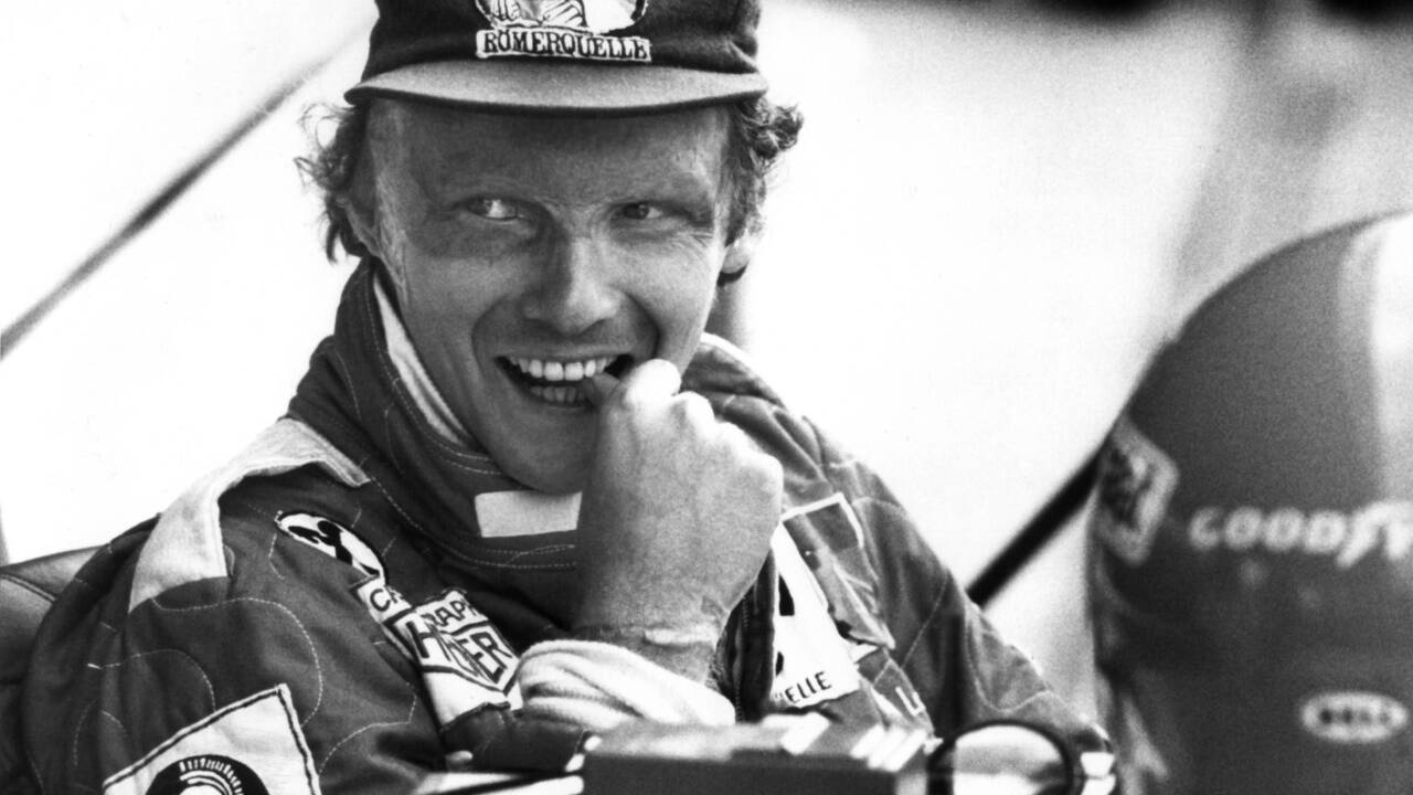 Hockenheim, 22. Juli 1977 – Niki Lauda während des Trainings. 
