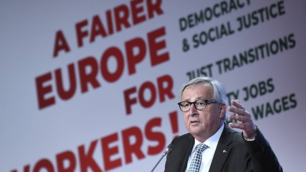 Juncker bleibt angesichts der Regierungskrise in Österreich gelassen 