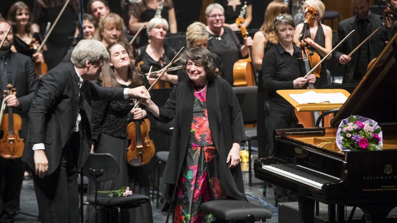 Dirigent Thomas Dausgaard, Pianistin Elisabeth Leonskaja  Dirigent Thomas Dausgaard, Pianistin Elisabeth Leonskaja