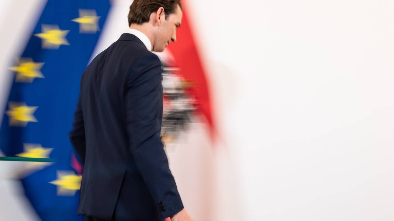 Der Kanzler steht vor seinem Abgang. Und bereitet bereits sein Comeback vor.  Der Kanzler steht vor seinem Abgang. Und bereitet bereits sein Comeback vor.