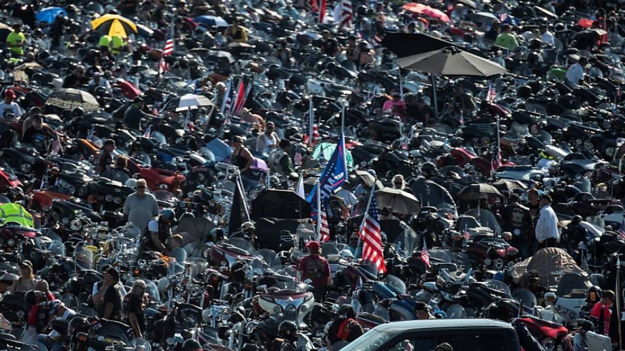 Riesige Motorrad-Parade durch Washington 