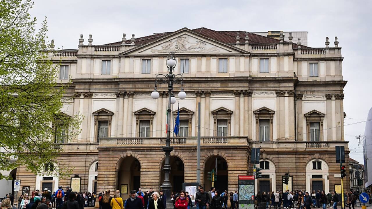 Elf neue Operninszenierungen sind vorgesehen Elf neue Operninszenierungen sind vorgesehen