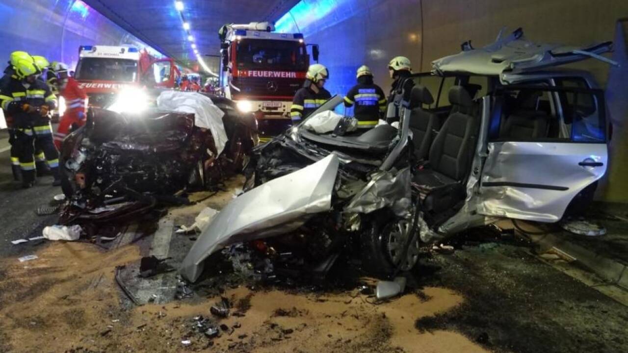 In diesen Autos starben zwei Menschen In diesen Autos starben zwei Menschen