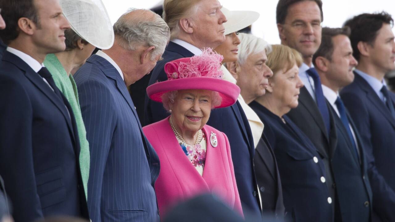 Die Queen stand, optisch und inhaltlich, im Mittelpunkt: Emotionales Gedenken in Portsmouth. Die Queen stand, optisch und inhaltlich, im Mittelpunkt: Emotionales Gedenken in Portsmouth.