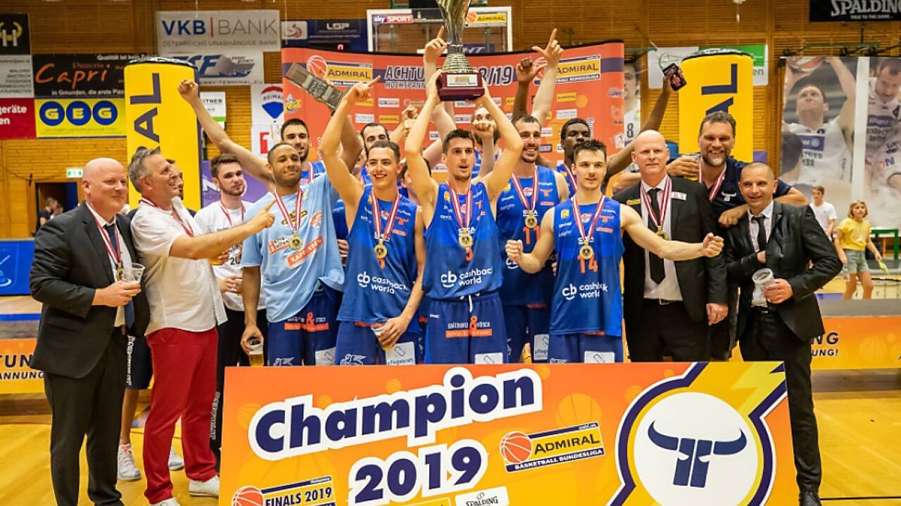 Die Bulls Kapfenberg dürfen sich über ihren siebenten Titel freuen Die Bulls Kapfenberg dürfen sich über ihren siebenten Titel freuen