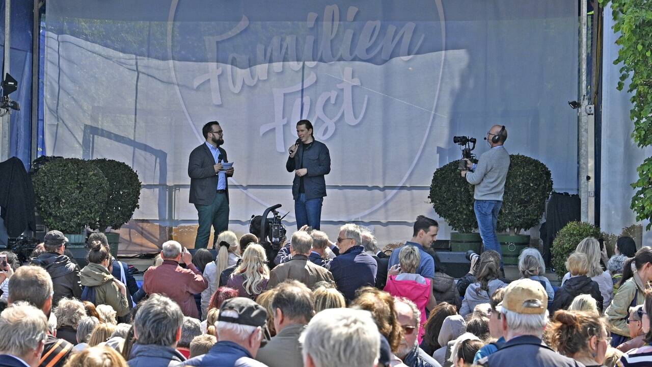 BK Sebastian Kurz anl. des Familienfest am 1. Mai: 'Familienzeit. Gartenzeit' am Mittwoch 01. Mai 2019 im Schlosspark Schönbrunn in Wien. 