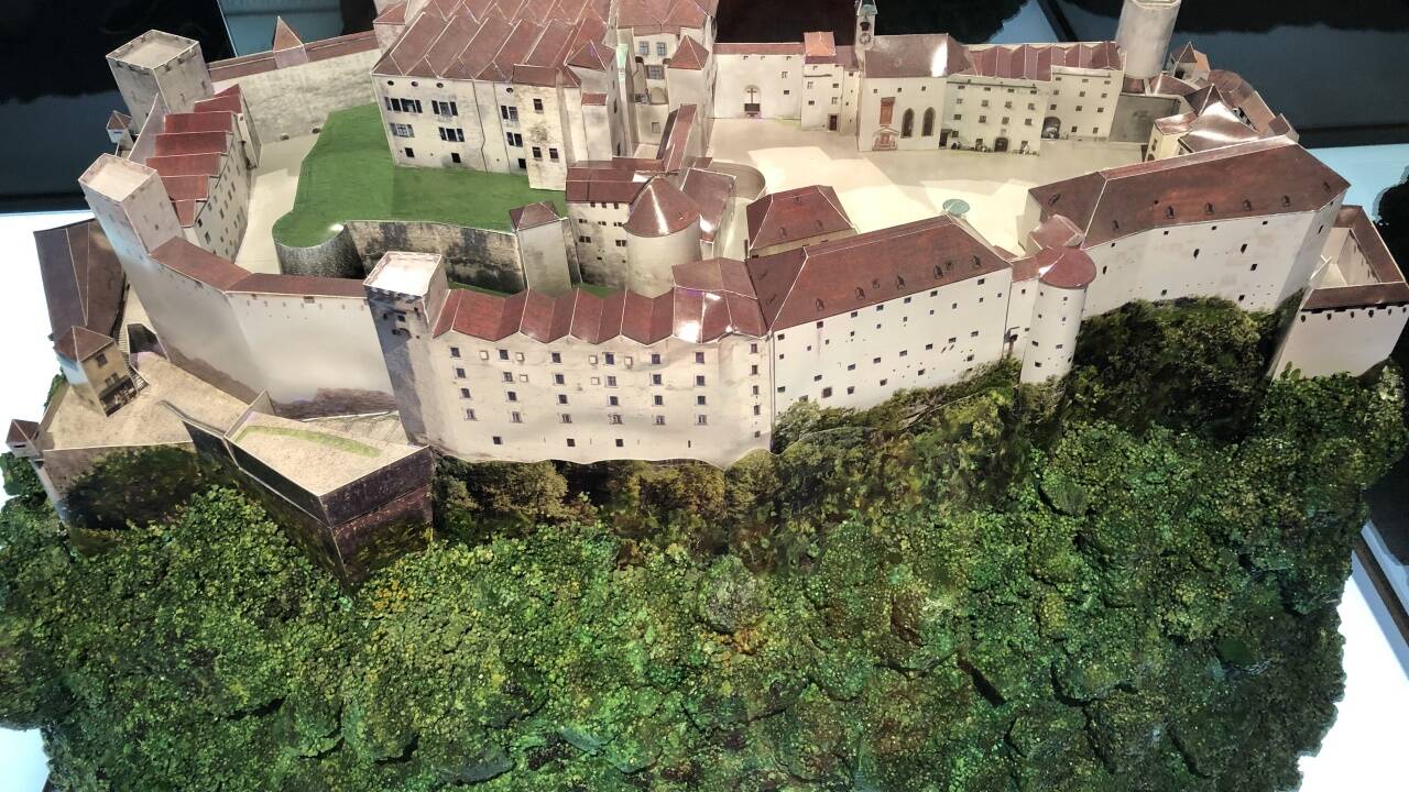 Modell der Salzburger Festung, angefertigt von Lois Renner für die neue Dauerausstellung. Modell der Salzburger Festung, angefertigt von Lois Renner für die neue Dauerausstellung.