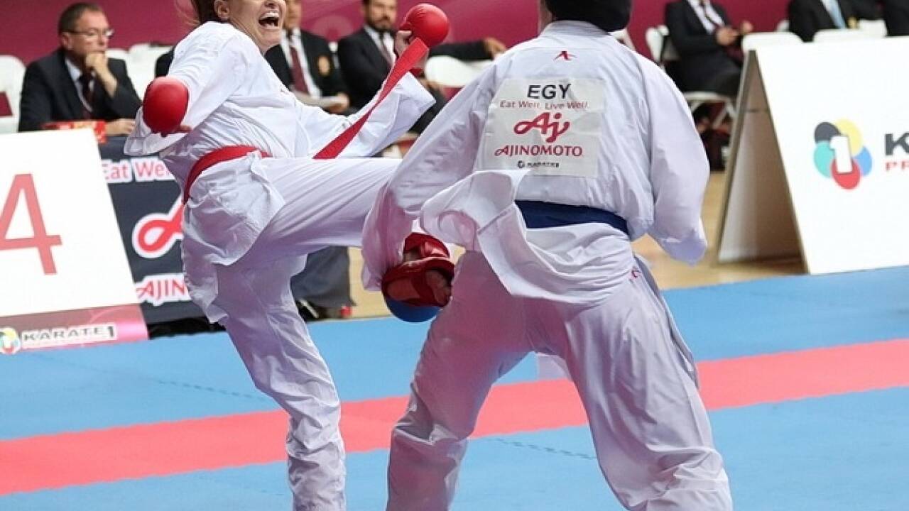 Alisa Buchinger verlor knapp gegen die Ägypterin Feryal Abdelaziz. Alisa Buchinger verlor knapp gegen die Ägypterin Feryal Abdelaziz.