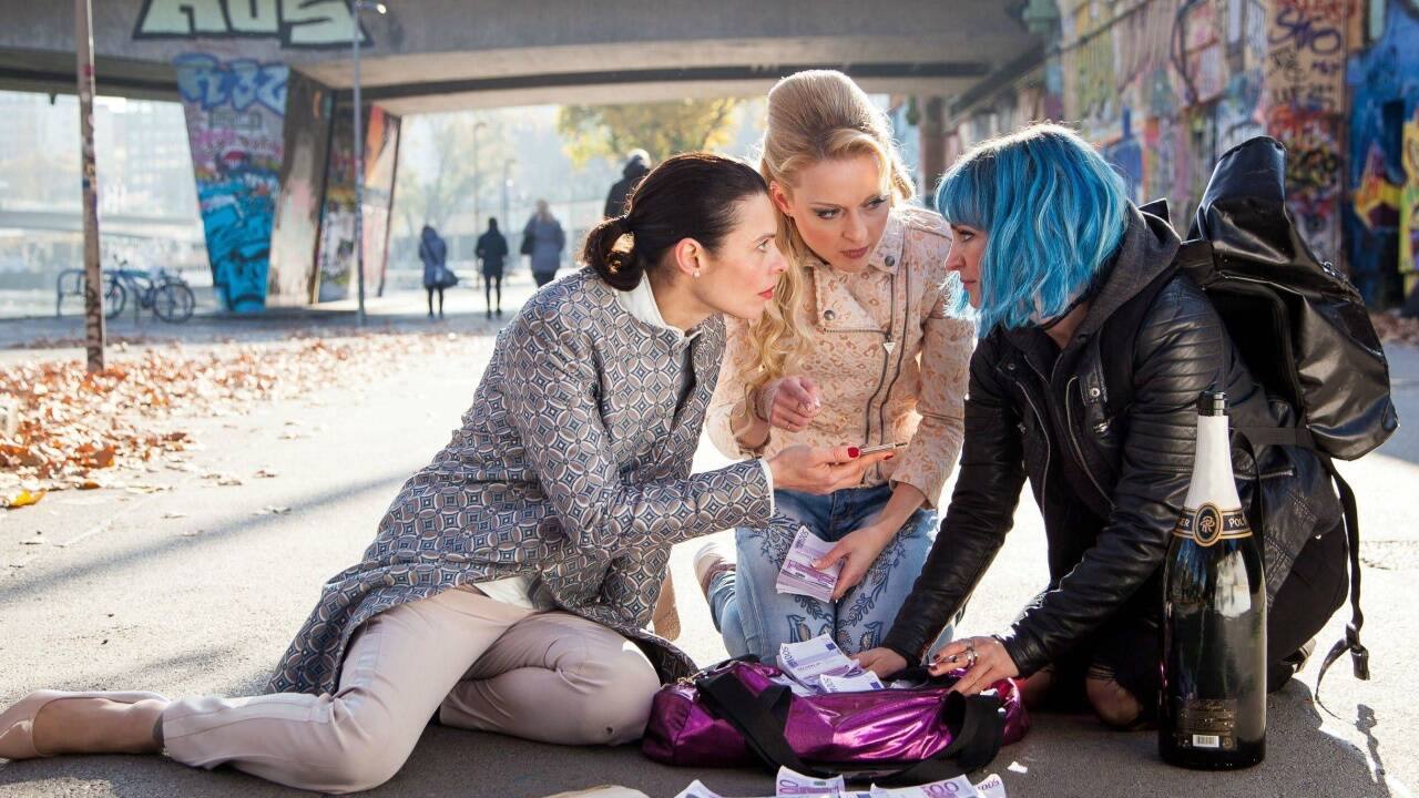 Bilder zum Film „Kaviar“.  Bilder zum Film „Kaviar“.