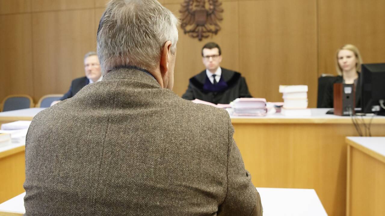 Der Arzt soll seine Kinder jahrelang gequält haben 