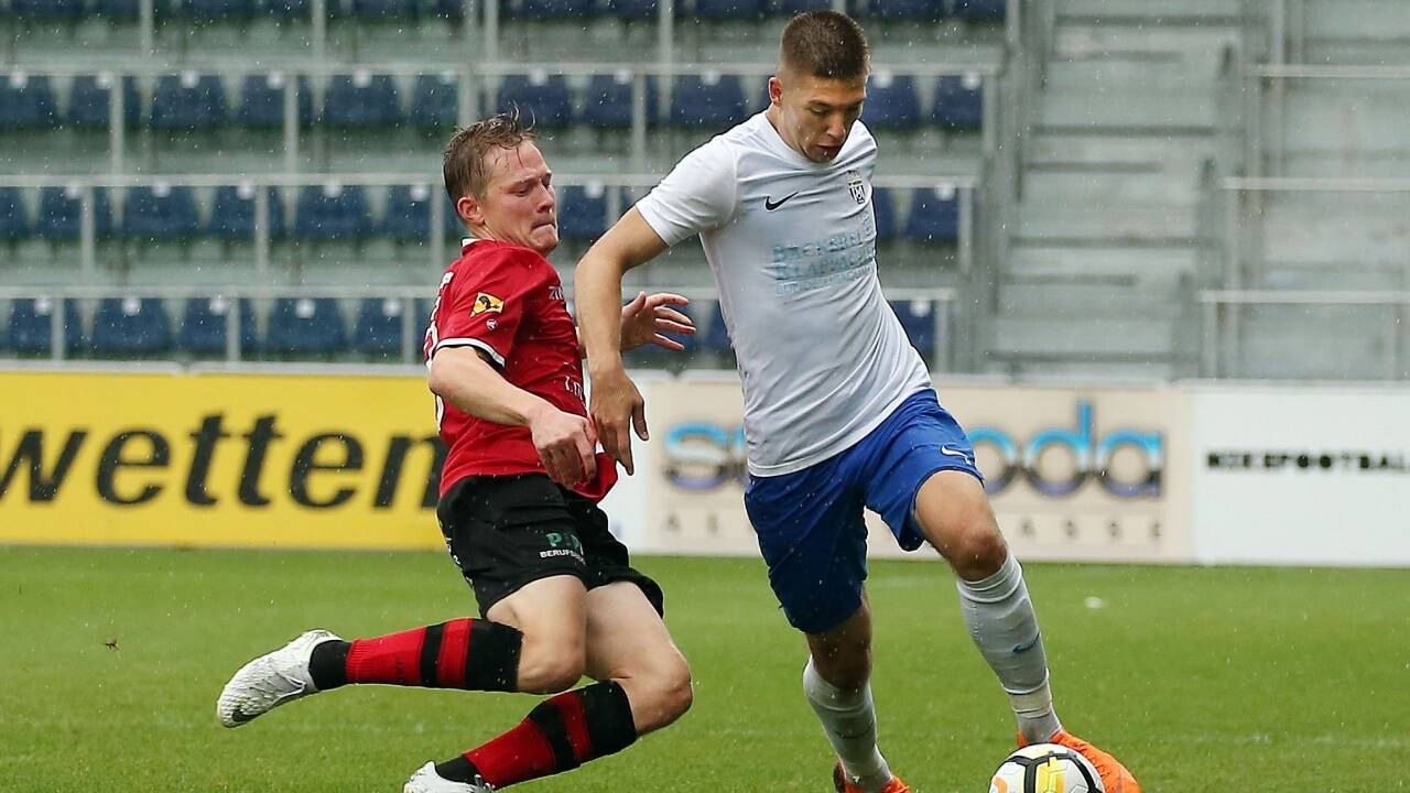 Leonardo Luakcevic (r.) wird in Zukunft für den Bundesligisten Admira Wacker auflaufen.  