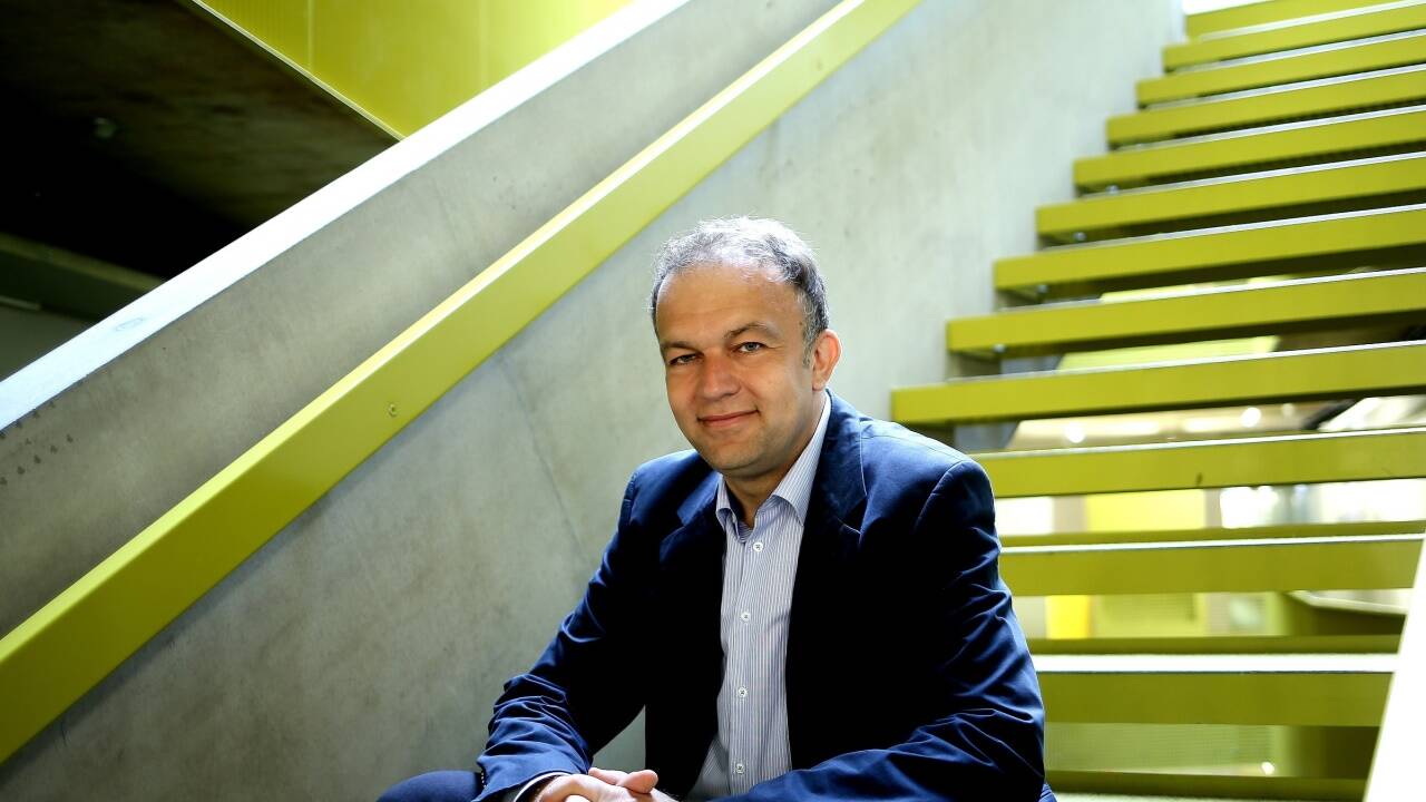 Meinhard Lukas, Rektor der Uni Linz, setzt auf Bio-Essen in der Mensa. 