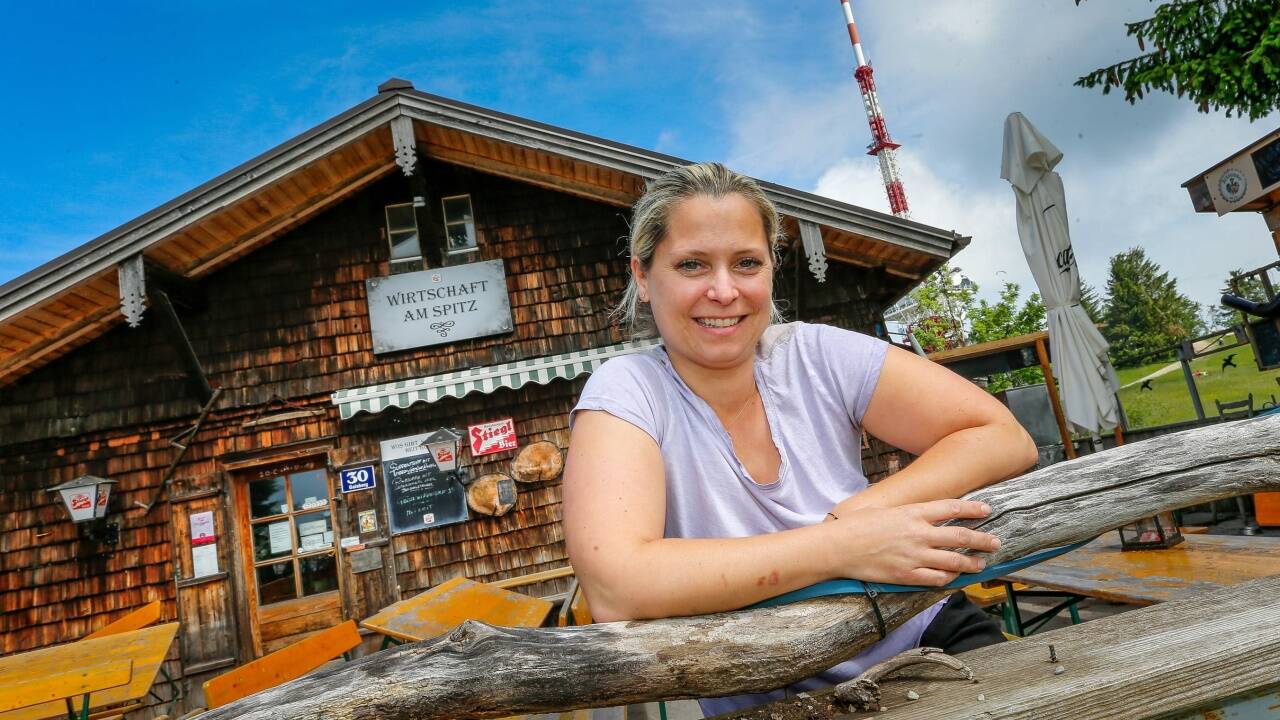 Wirtin Karin Kohlmayr will die Hütte bald aufsperren. Letzte Details werden gerade noch vertraglich mit der Stadt Salzburg geregelt.  