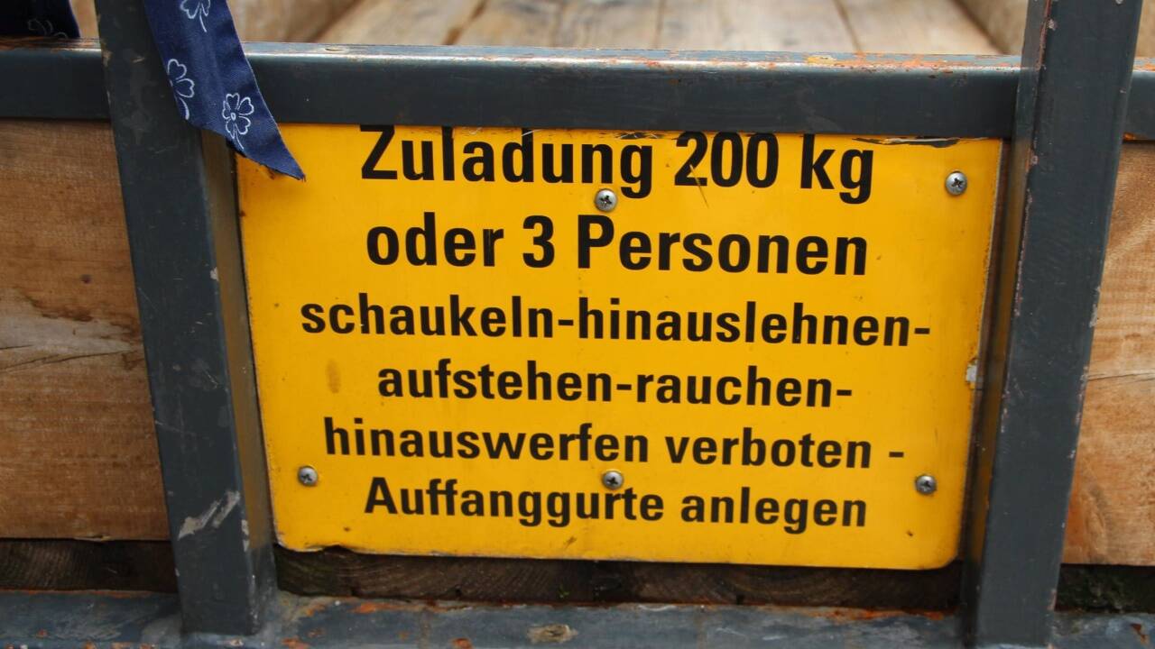Diese Hinweise beachtete jeder Fahrgast. 