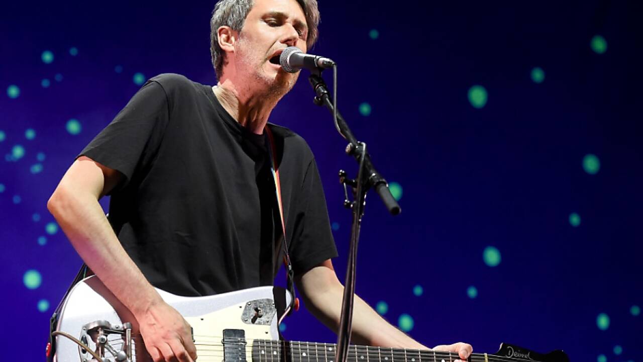 Dirk von Lowtzow zeigte sich von einer sanfteren Seite als Yung Hurn 