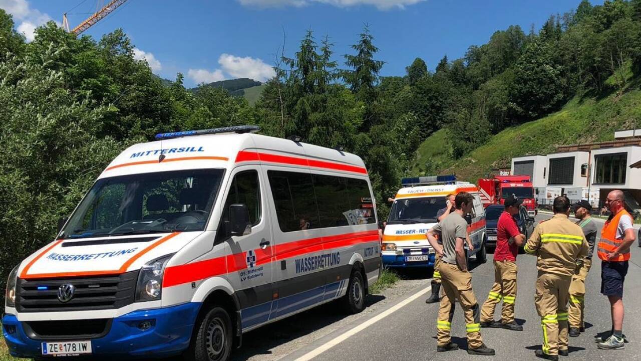 Dutzende Einsatzkräfte suchten am Montagvormittag nach der vermissten Frau. 