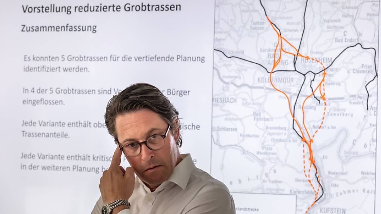 Der deutsche Verkehrsminister Scheuer stellte die fünf Varianten vor  Der deutsche Verkehrsminister Scheuer stellte die fünf Varianten vor