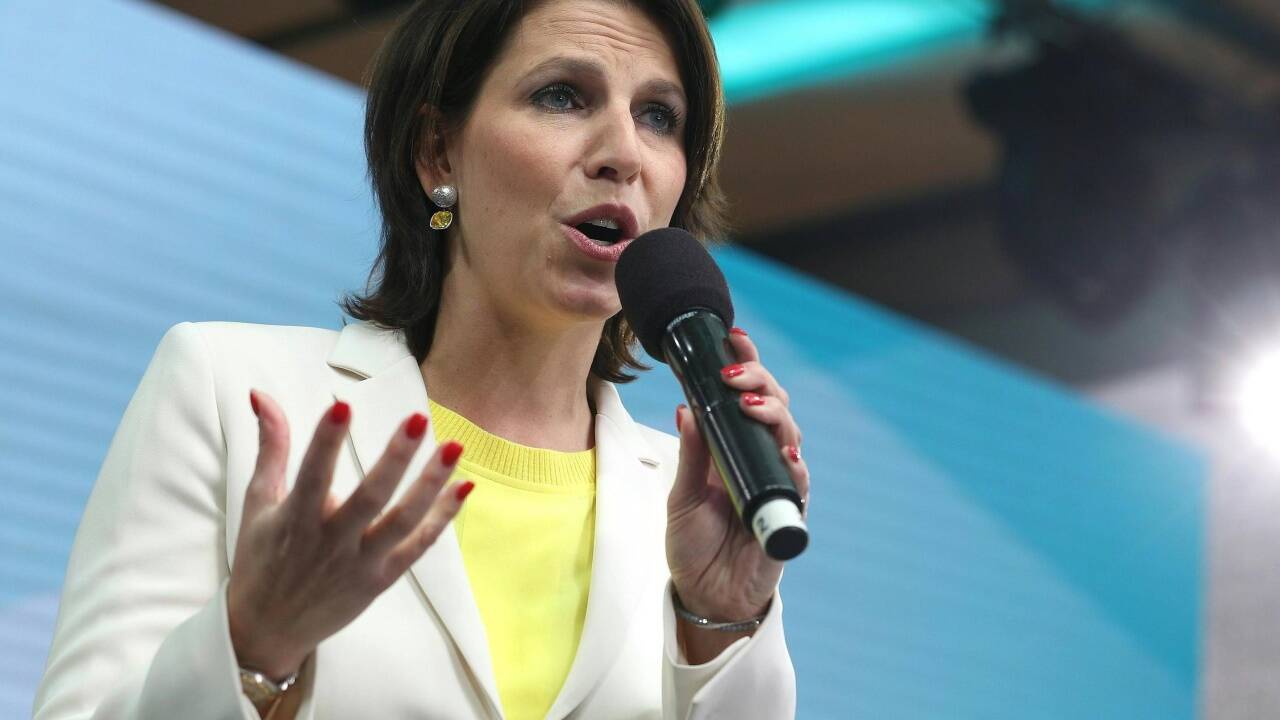 Karoline Edtstadler. Karoline Edtstadler.