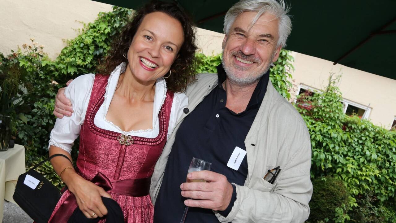 Martina Stilp und Helmut Mooshammer (Armer Nachbar im „Jedermann“). 