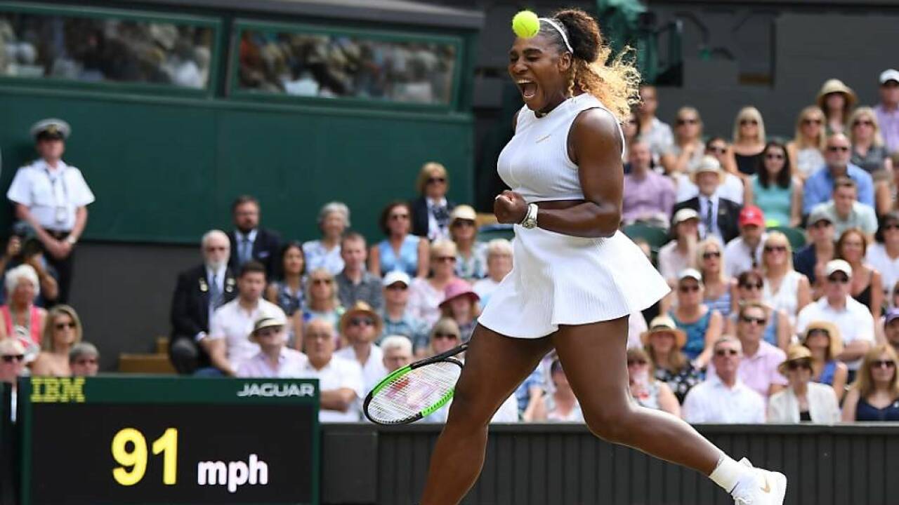 Serena Williams jubelt über ihren elften Finaleinzug in Wimbledon Serena Williams jubelt über ihren elften Finaleinzug in Wimbledon